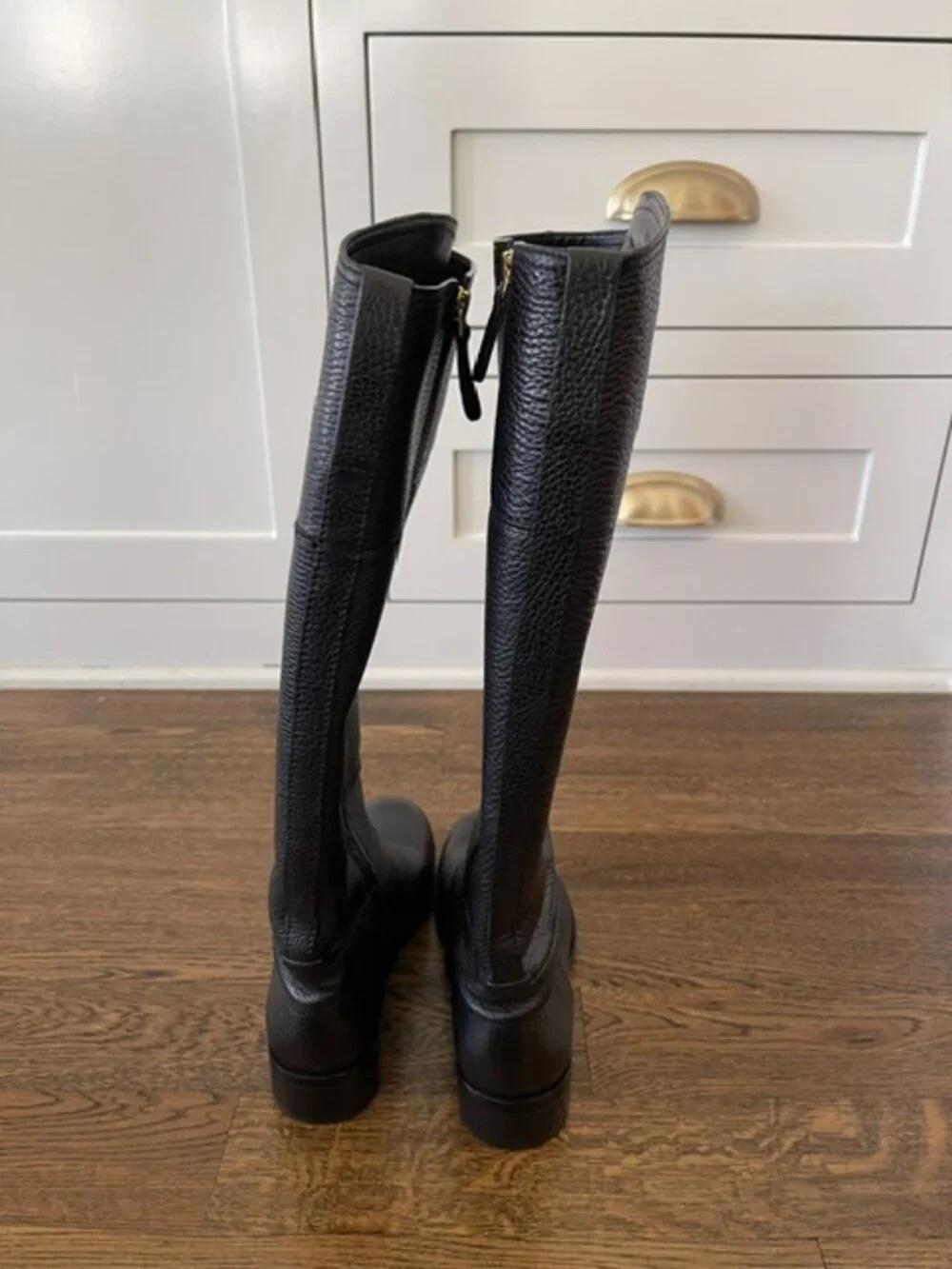Tory Burch Derrah Black Pebbled Leather Tall Riding Boots Logo 8.5 Box (EUC)